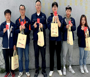 四月春風暖，獻血我先行